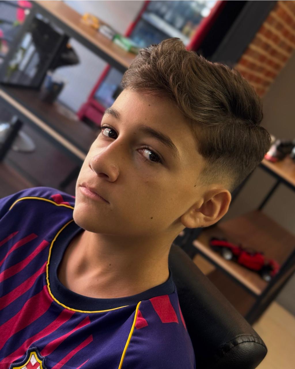 Corte infantil com acabamento moderno